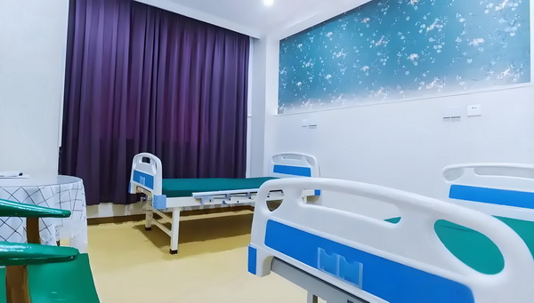 《南京照相馆》很好，能爆！
